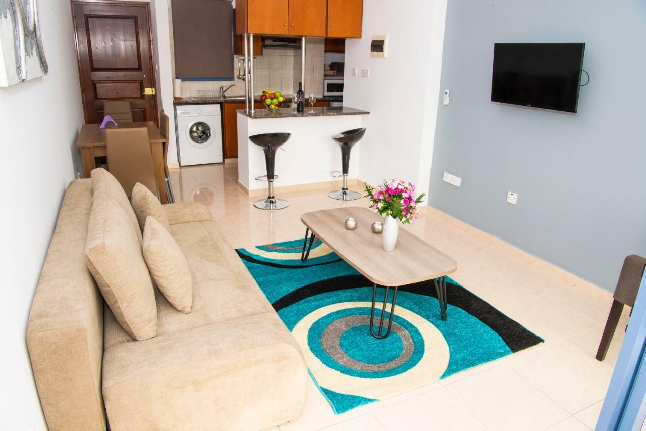 Savvas Apartment *